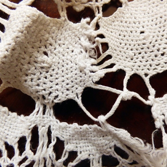 VTG lot of 4 Table Doily Lace Center Mat Dresser hand crochet White Orange - Picture 4 of 8